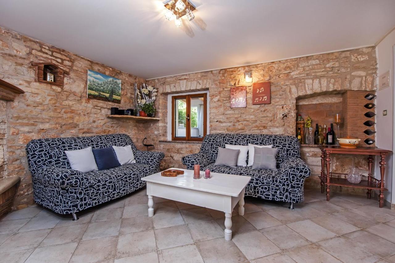 Holiday Apartment Daria 20 Rovinj Exteriör bild
