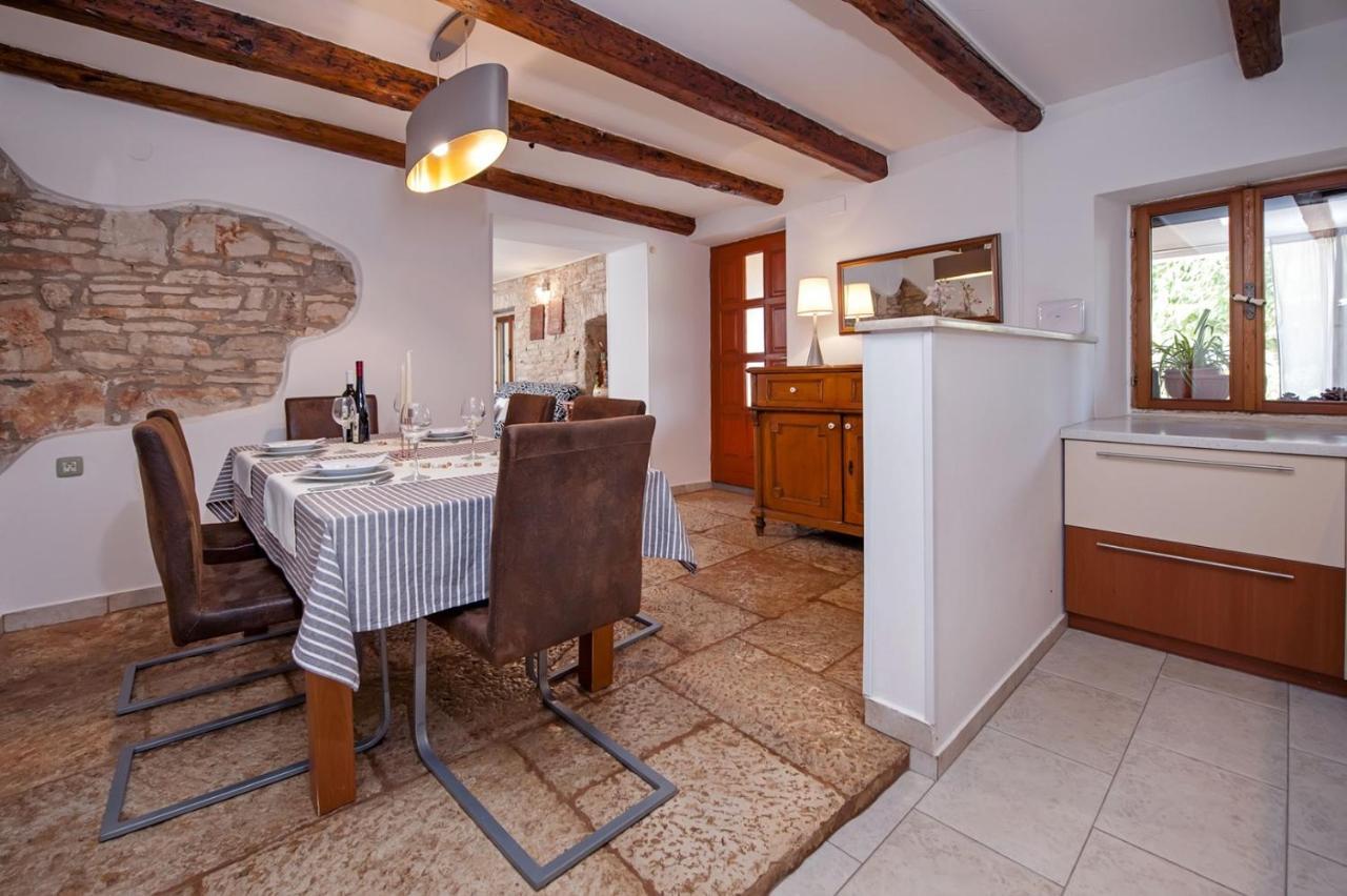 Holiday Apartment Daria 20 Rovinj Exteriör bild
