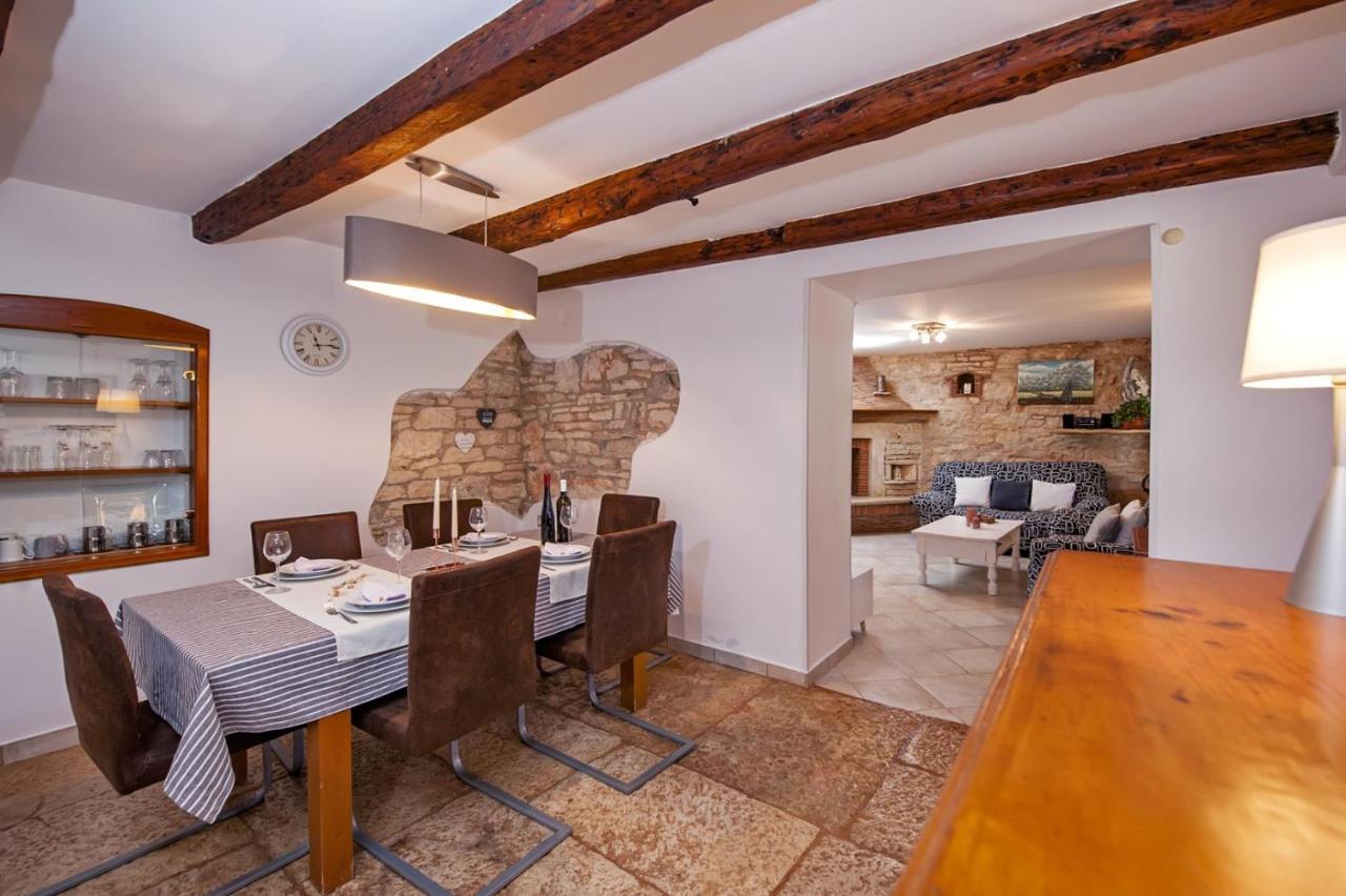 Holiday Apartment Daria 20 Rovinj Exteriör bild