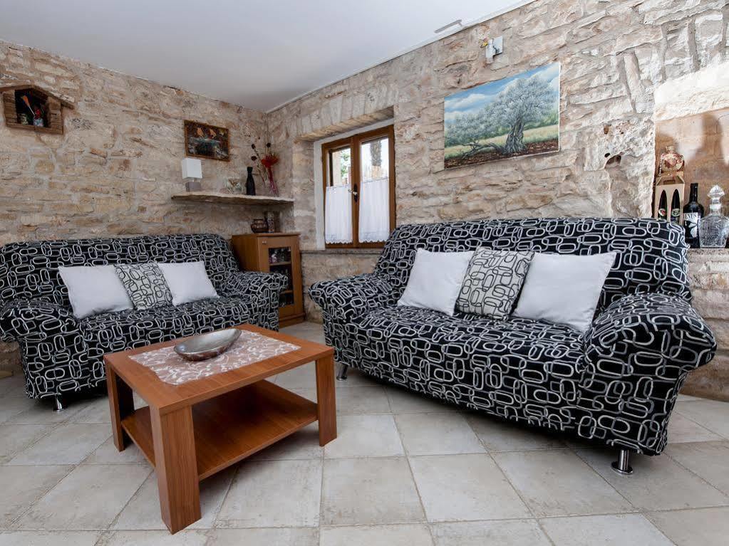 Holiday Apartment Daria 20 Rovinj Exteriör bild