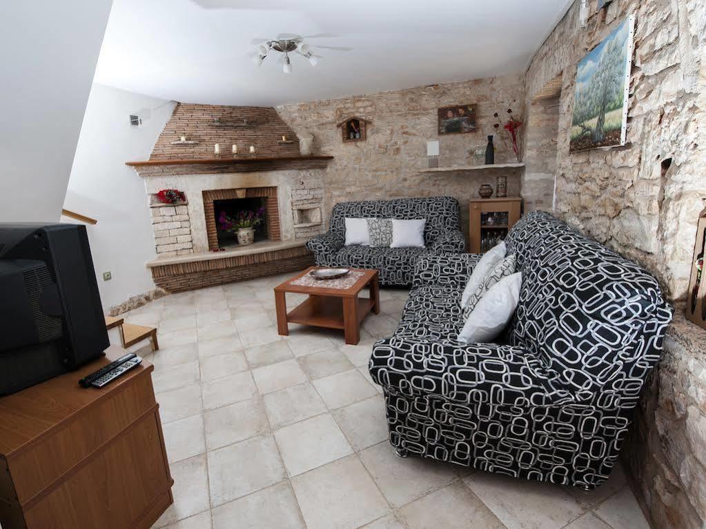 Holiday Apartment Daria 20 Rovinj Exteriör bild