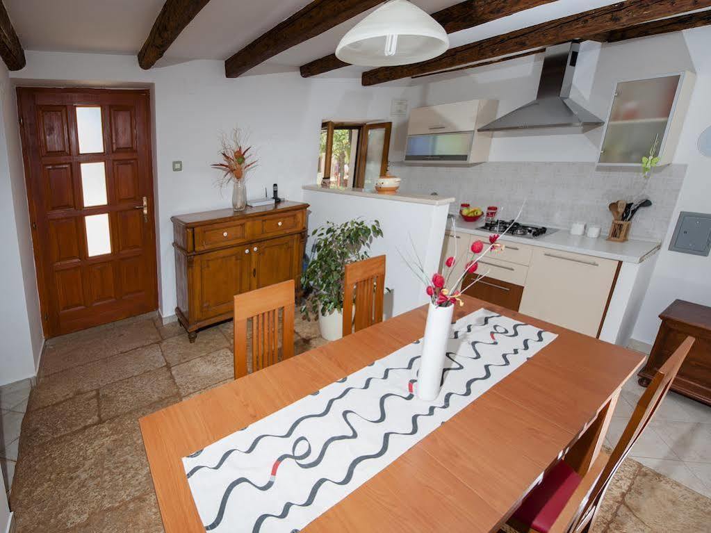 Holiday Apartment Daria 20 Rovinj Exteriör bild